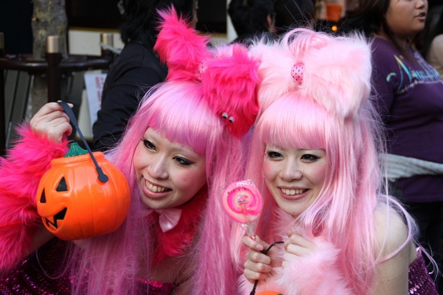 Asagaya Halloween Costume Contest
