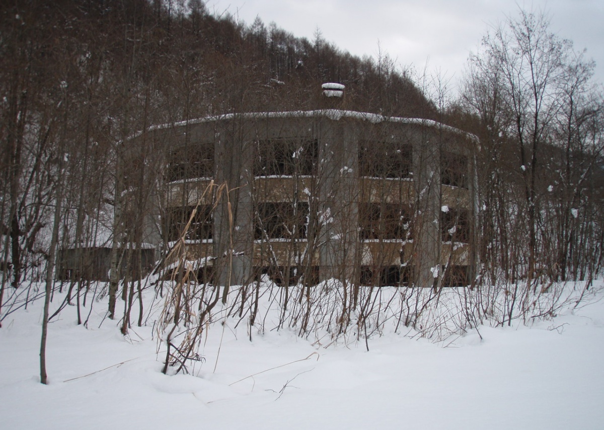 11. Round Schoolhouse Ruins (Bibai City, Hokkaido)