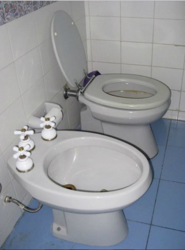 2. Bidet