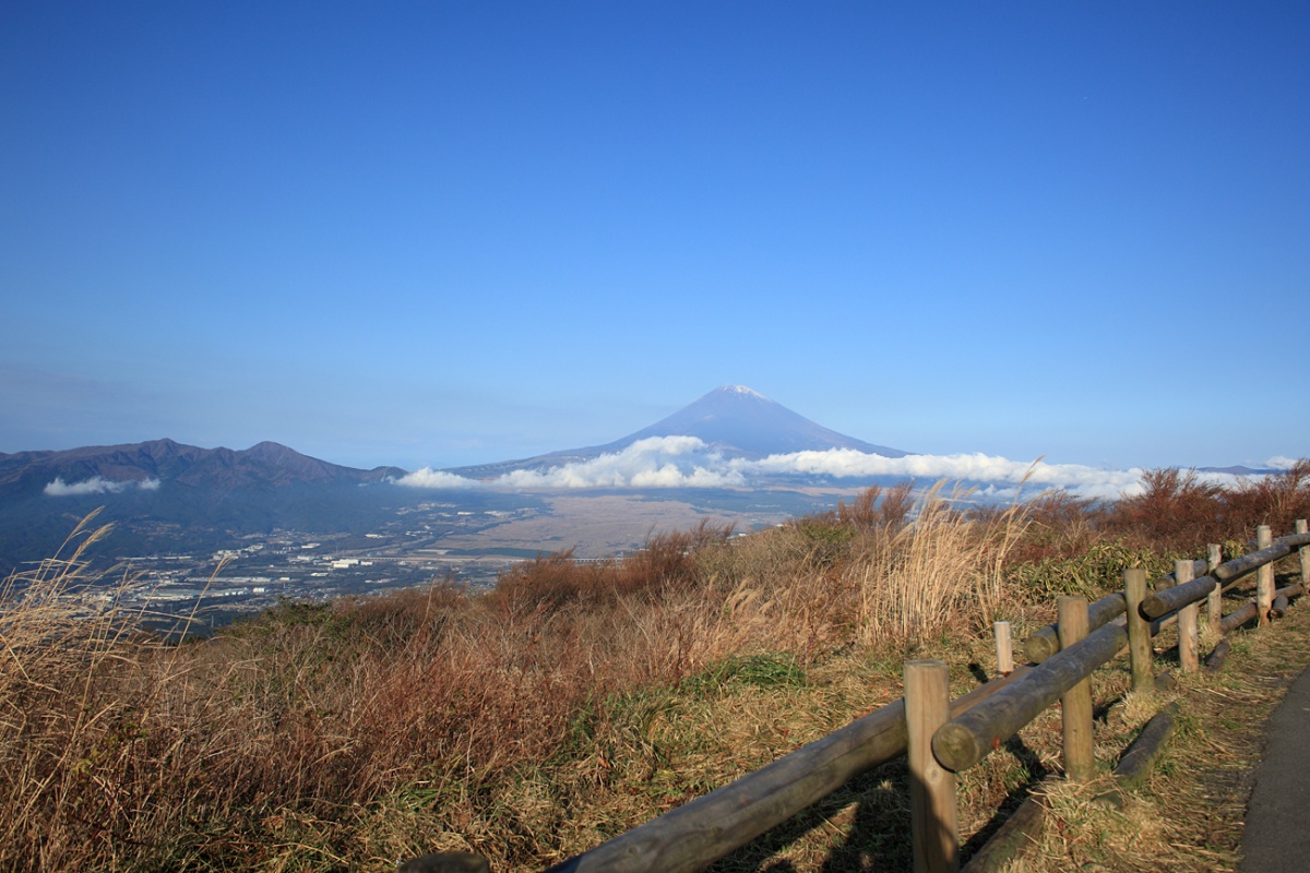 5. Ashinoko Skyline (Hakone)
