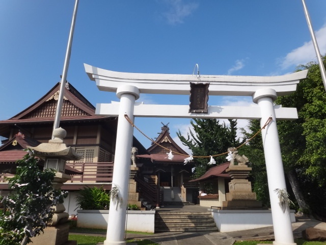 3. Hawaii Kotohira Jinsha - Hawaii Dazaifu Tenmangu (Oahu)