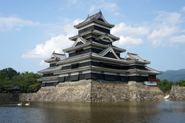 1. Matsumoto Castle (Matsumoto, Nagano)
