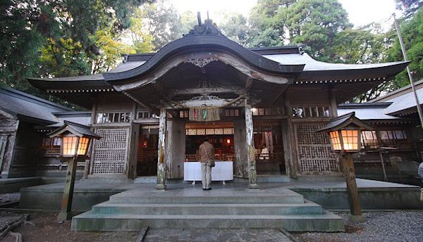1. Takachiho Shrine (Miyazaki)
