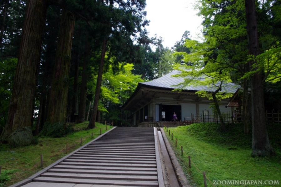 1. Chuson-ji Temple