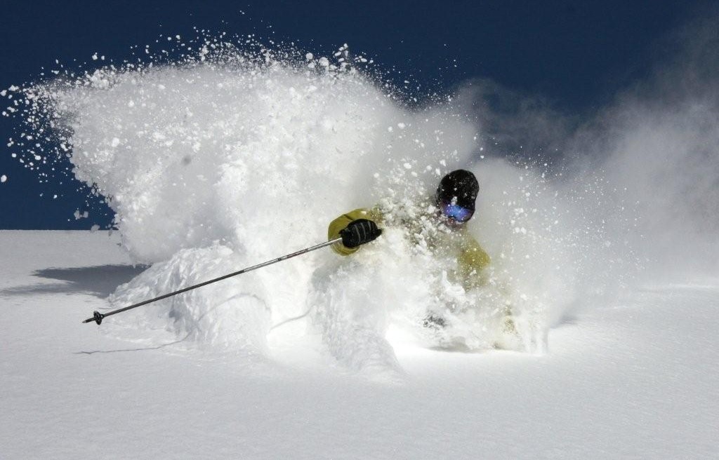 Hokkaido Ski & Snowboard Guide