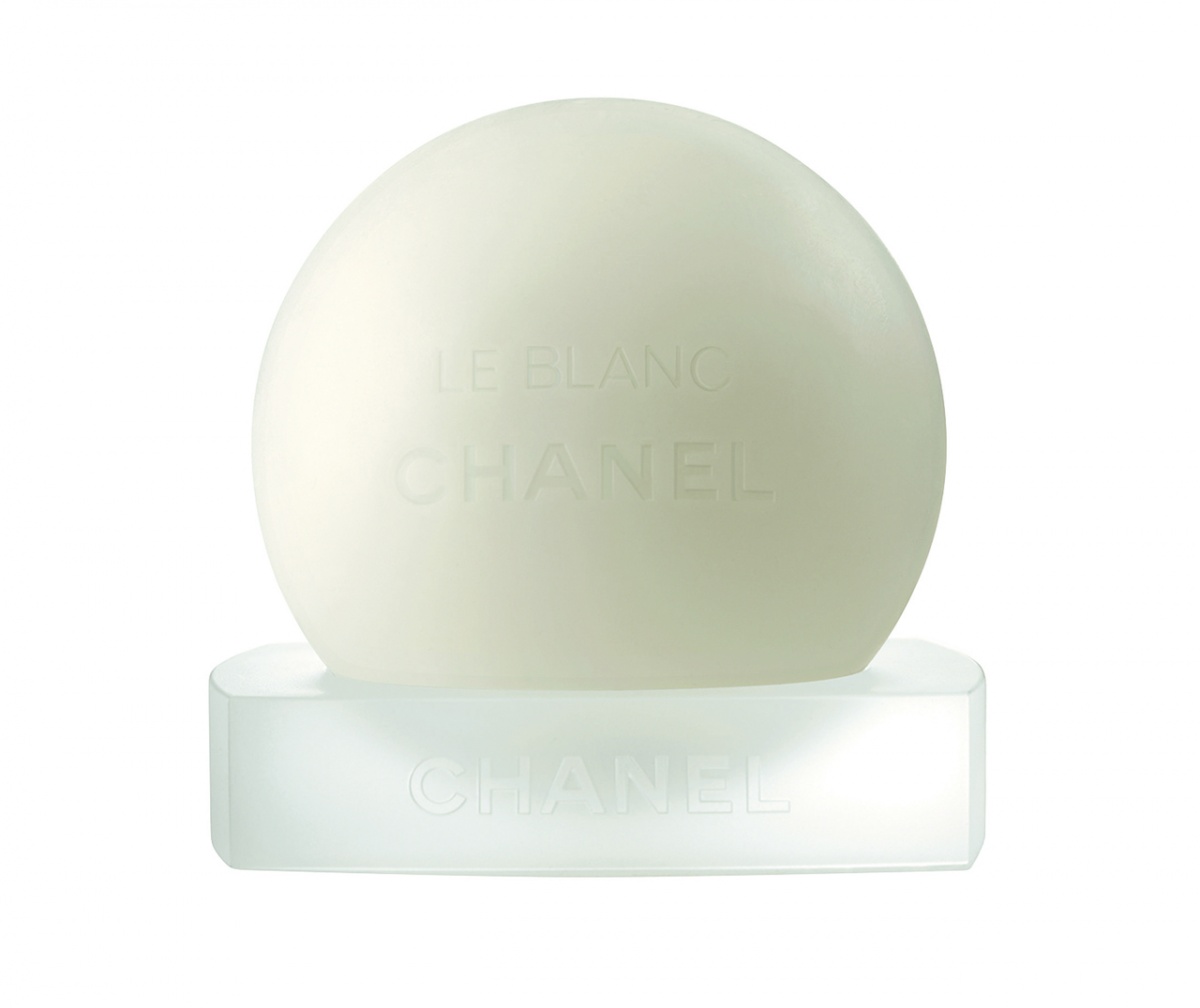卸妆・洁面乳部门  第2名 香奈儿LE BLANC香皂（CHANEL LE BLANC SOAP）