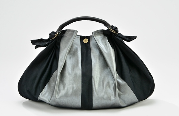 2. Furoshiki Carry: Gold-Brocaded Satin Damask Wrapping Cloth Bag (Hiroshima)