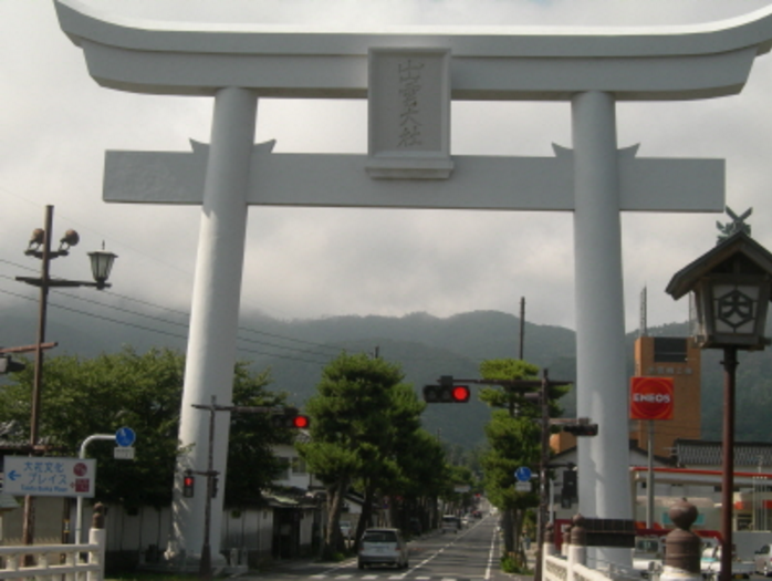 일본에서 가장 큰 도리이(鳥居)