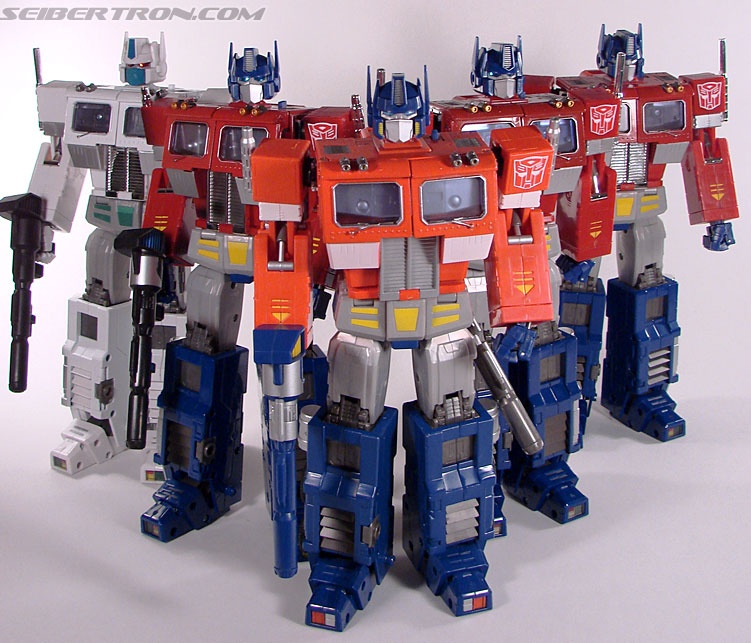 3. Masterpiece Optimus Prime vs Hasbro 20th Anniversary Optimus Prime