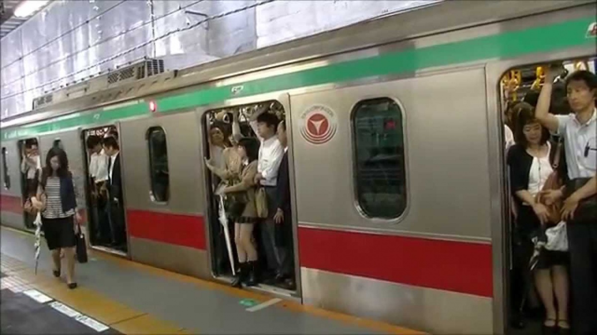 3. Tokyu Den-en-toshi Line