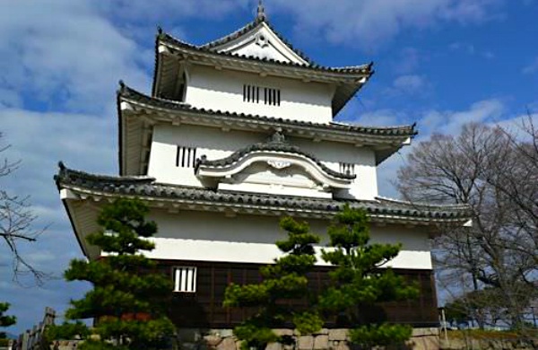 5. Marugame Castle (Marugame, Kagawa, ☆☆☆☆)