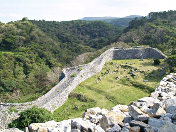 2. Nakijin Castle (Nakijin, ☆☆☆☆)