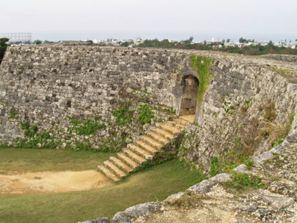 5. Zakimi Castle (Yomitan, ☆☆☆)