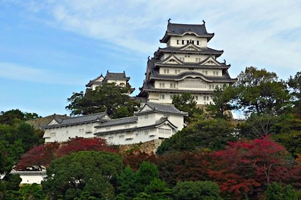 1. Himeji Castle (Himeji City, Hyogo, ☆☆☆☆☆)