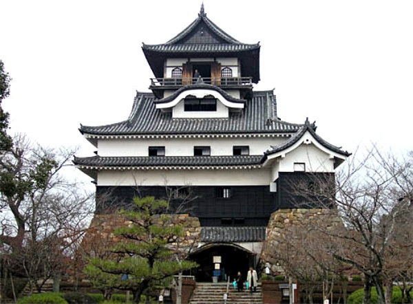 8. Inuyama Castle (Inuyama City, Aichi, ☆☆☆☆)