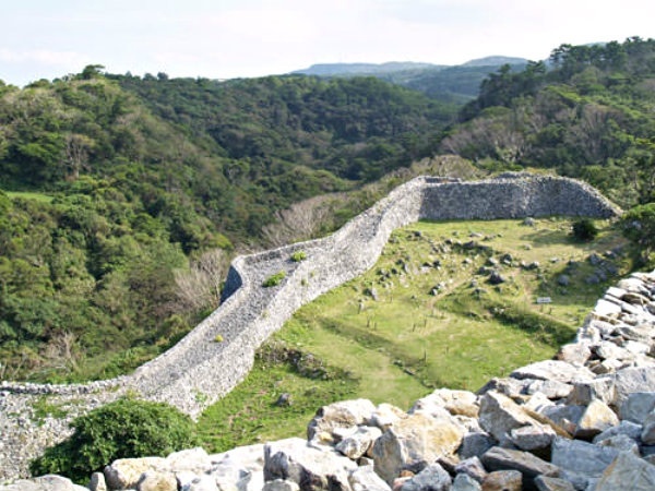 5. Nakijin Castle (Nakijin Village, Okinawa, ☆☆☆☆)