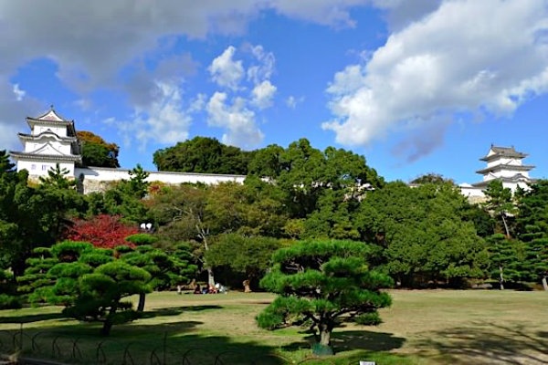 3. Akashi Castle (Akashi City, ☆☆☆)