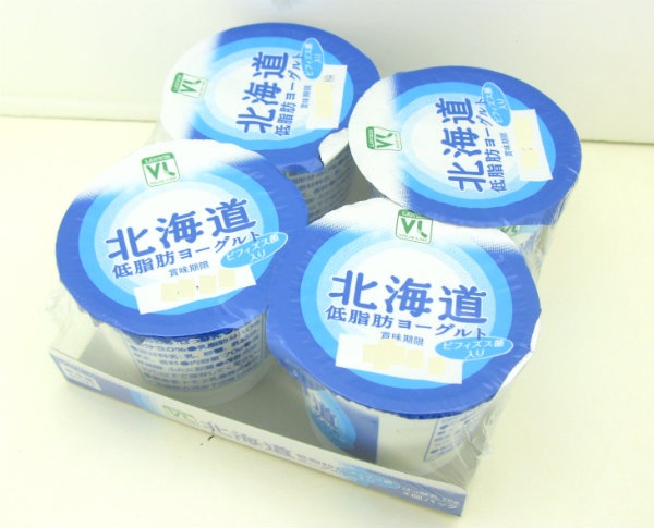 4. โยเกิร์ตรสธรรมชาติ Hokkaido Low-Fat (แพ็ค 4 ถ้วย)