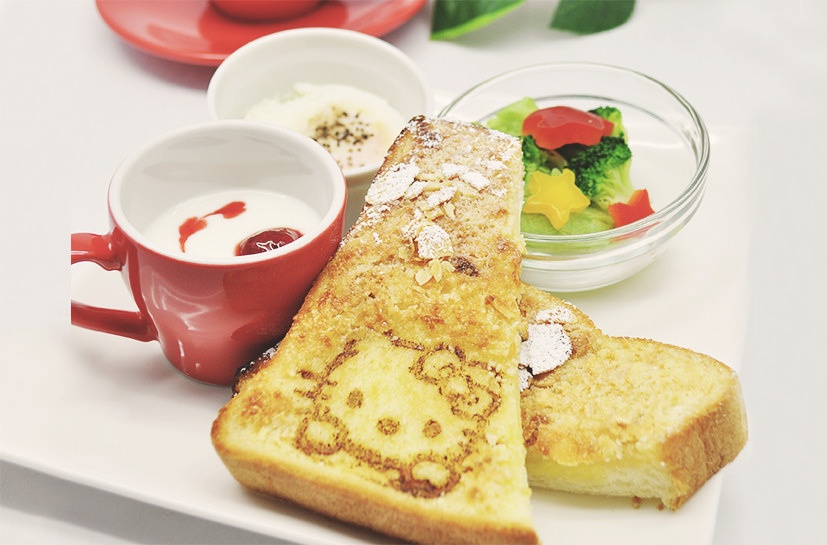 5. Cafe de Miki with Hello Kitty