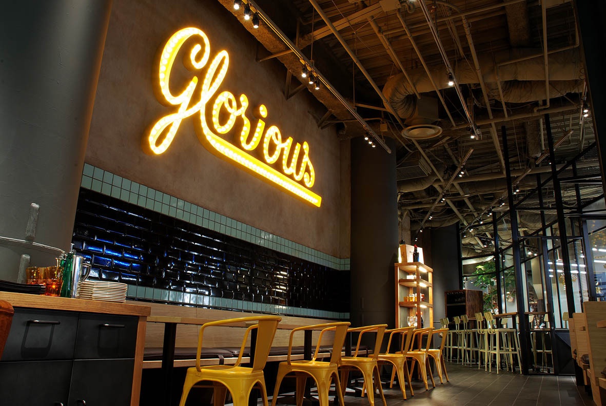 6. Glorious Chain Cafe ของเบรนด์ Diesel (สถานี Shibuya)