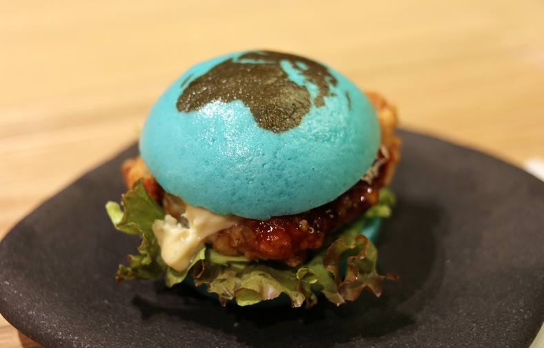 5 of Japan's Weirdest Burgers