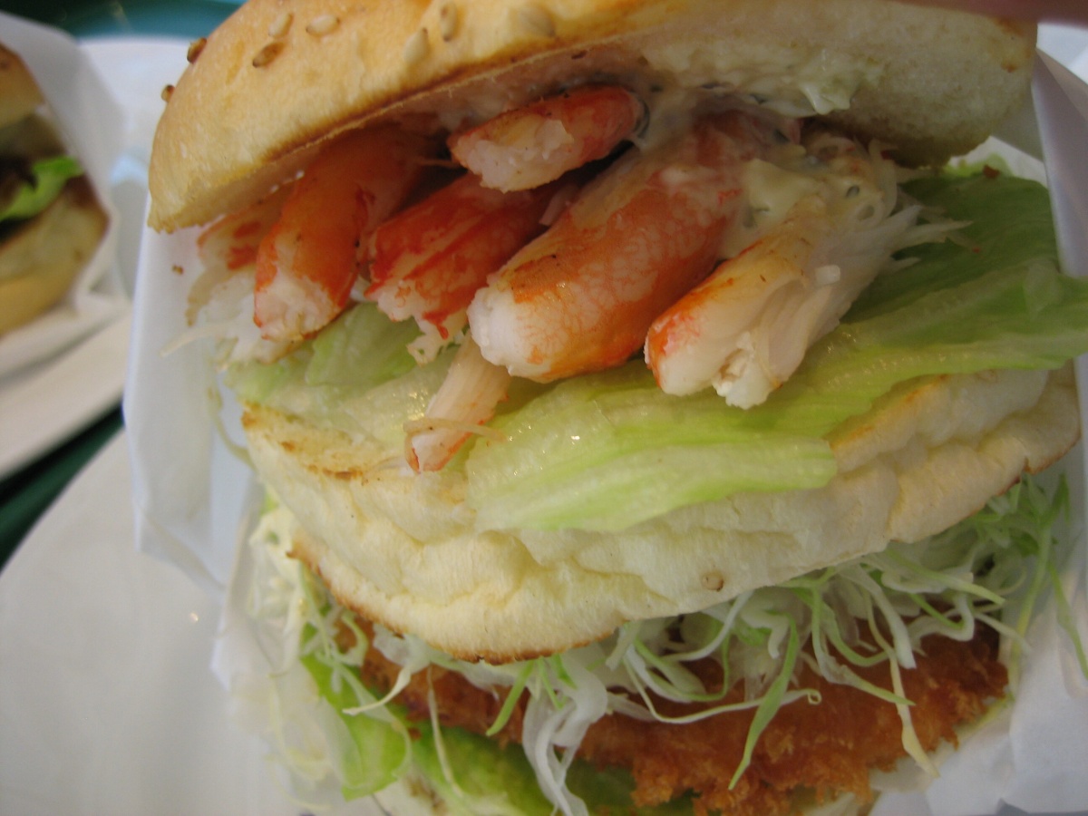 1. Taraba & Suwai Crab—King of Burger