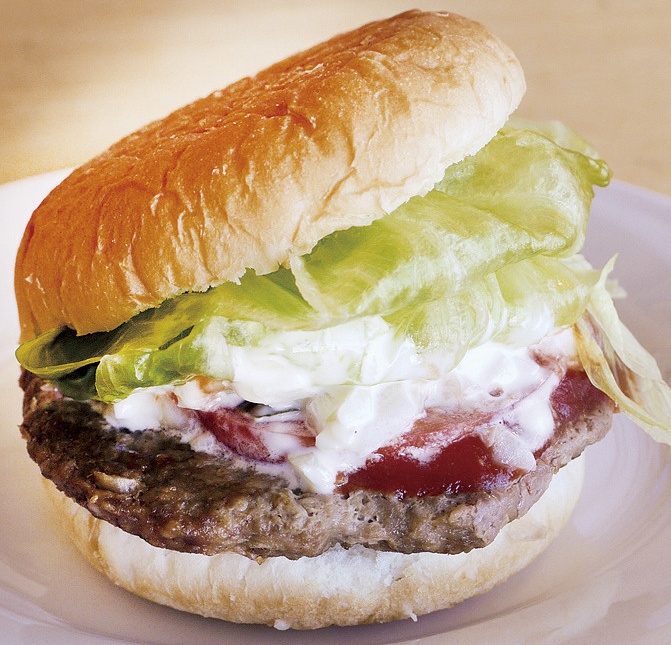 3. Hiruzen Jersey Land Burger (Maniwa City)