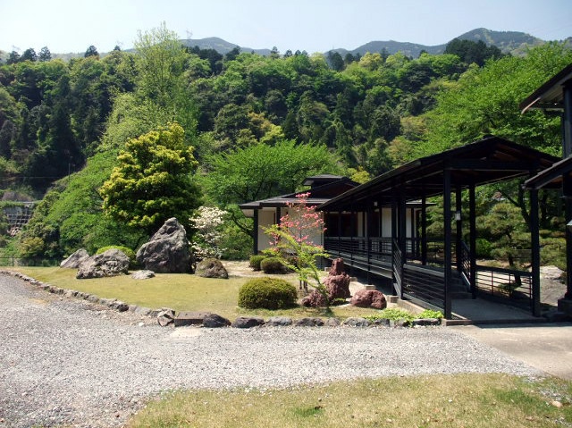 6. Ibigawa Kyuen (Gifu)