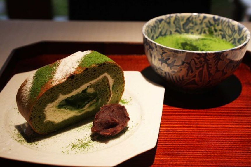 7. Matcha Roll Cake from Marukyu Koyamaen: deliciousness that melts in your mouth