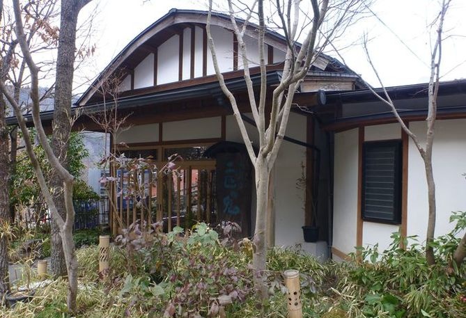 Tsuru-no-Ongaeshi Yomigaeri Inn Kakureisen
