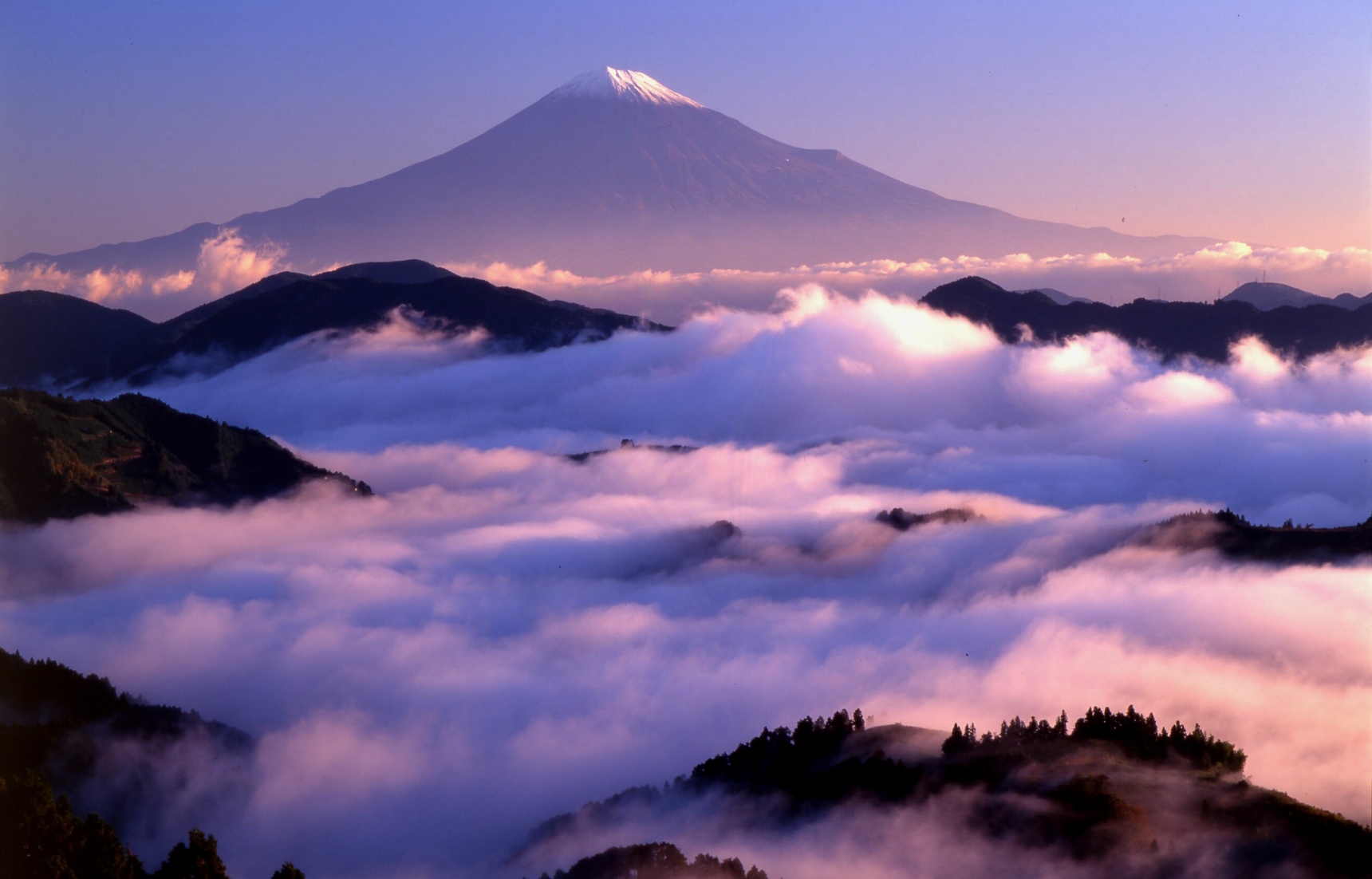 一生中一定要征服的高山 — 富士山登山指南珍藏版