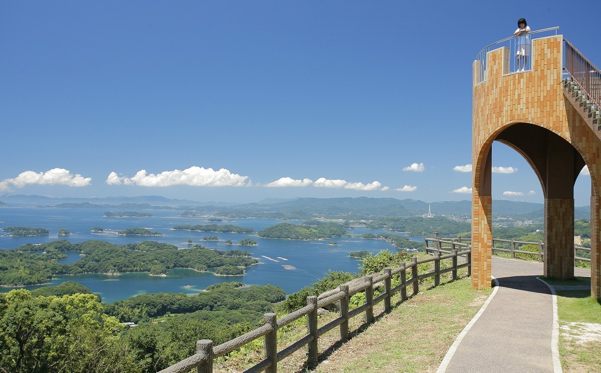 體驗豪華巴士「海風」號巡遊 盡情暢遊九州・佐世保、九十九島海港之旅