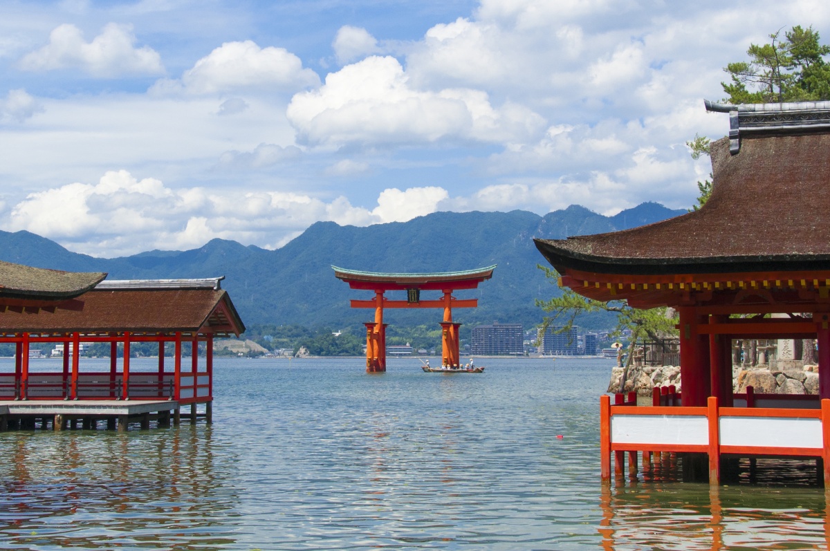 Miyajima & Itsukushima Shrine