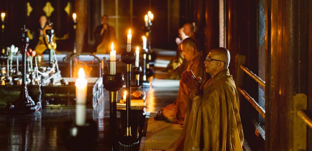 2. Morning Scripture Reading (Ninna-ji, Kyoto)