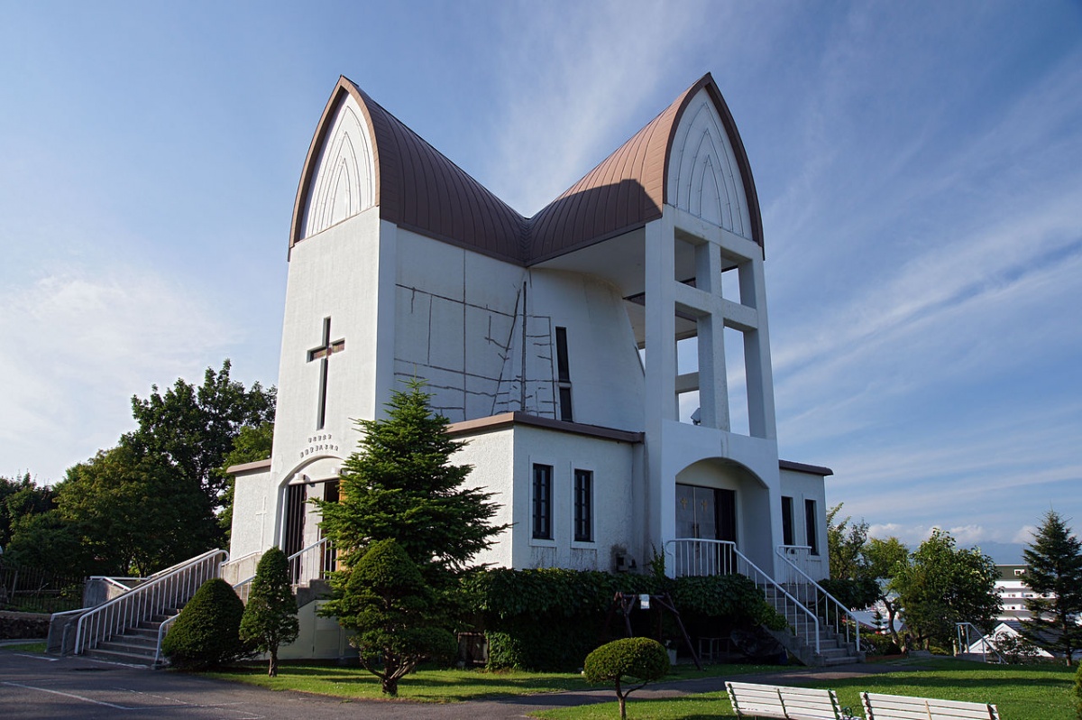 5. โบสถ์นิกายโรมันคาทอลิกโมโตมาจิ (Motomachi Roman Catholic Church)