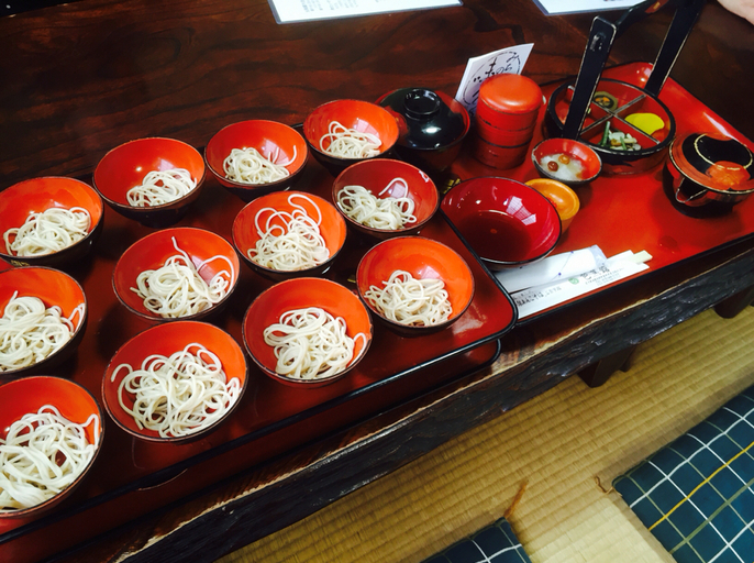 2. Wanko-soba Noodles (Iwate)