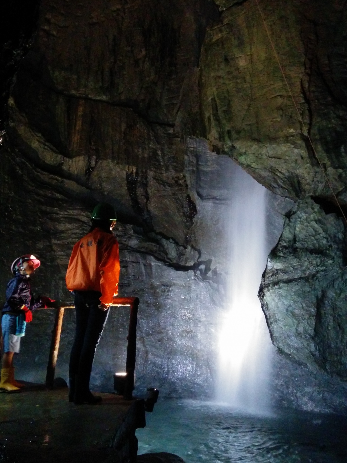 1. Rokando Cave (Iwate)