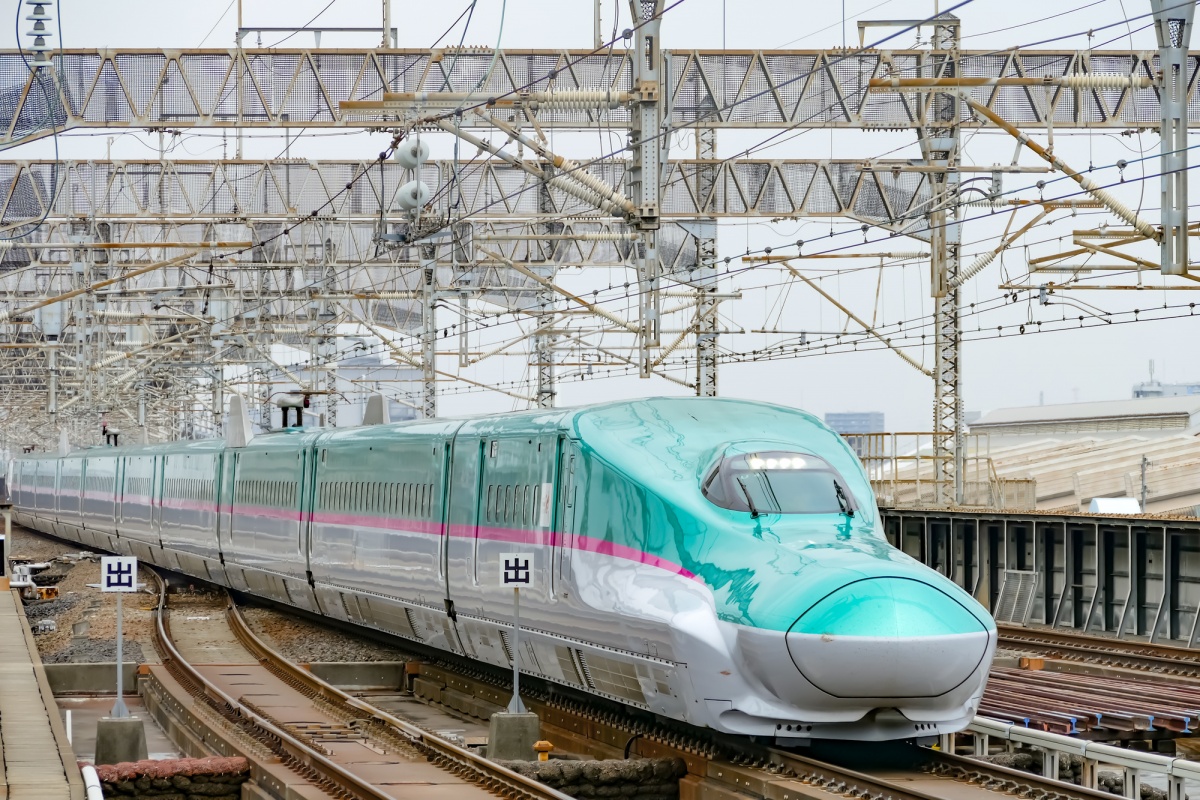 Tohoku Shinkansen (Tokyo—Aomori, Akita & Yamagata)