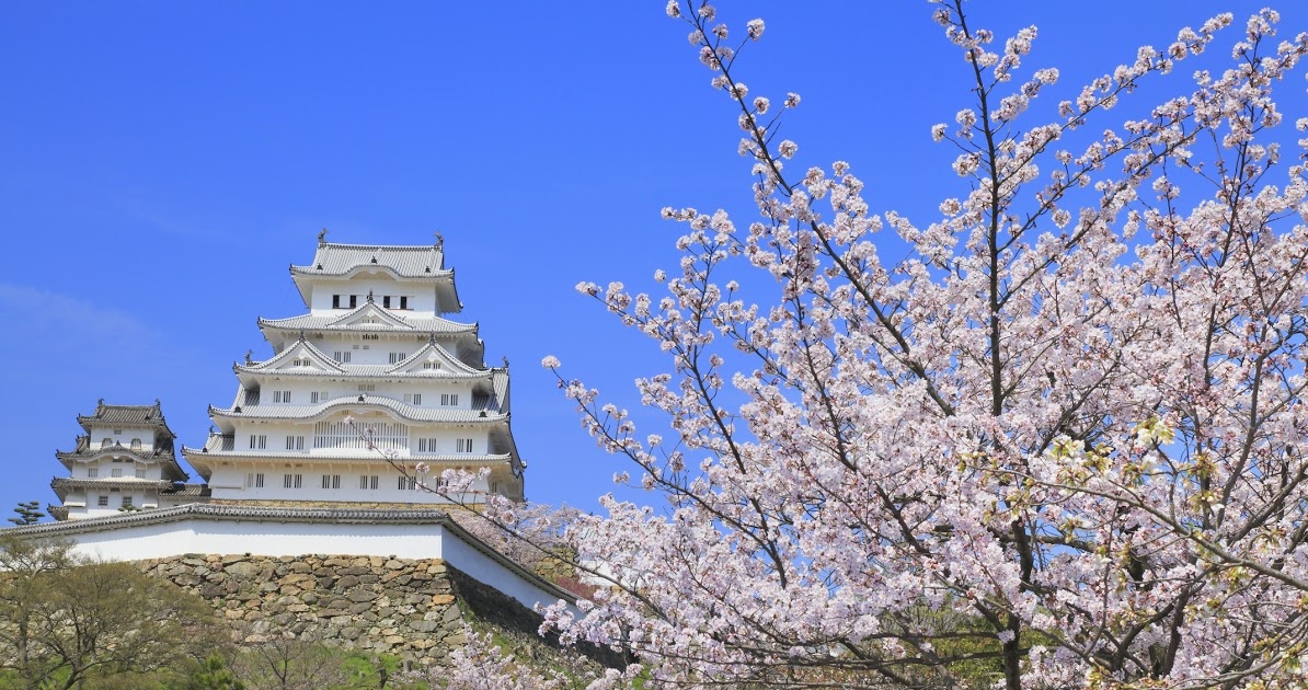 5. Himeji Castle