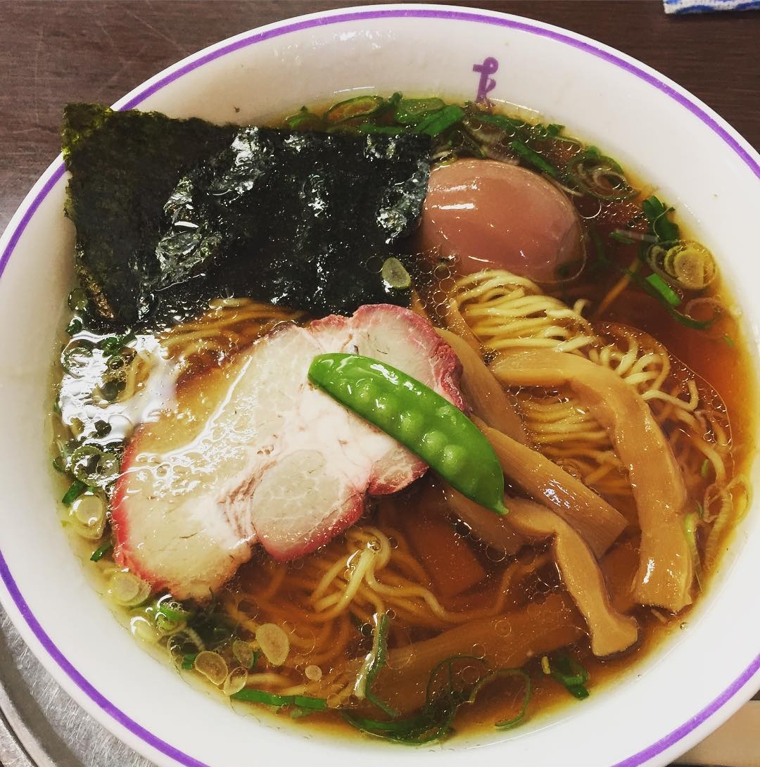 洋食老舖的立食拉麵區｜日本橋・泰明軒 (たいめいけん)