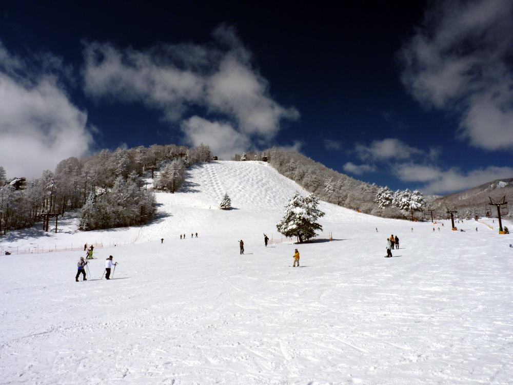 超過百年歷史的經典小而巧滑雪場【群馬】草津溫泉滑雪場