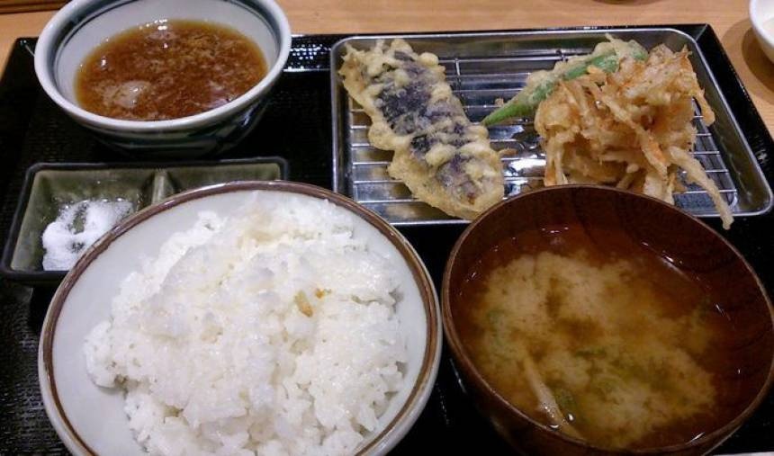 9. Delicious, Cheap Eats in Tenma