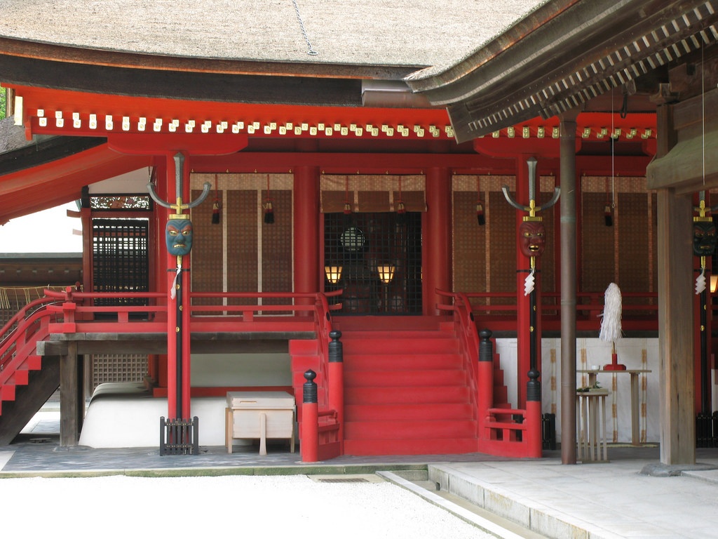 9. ศาลเจ้าฮาโกซากิ (Hakozaki Shrine)