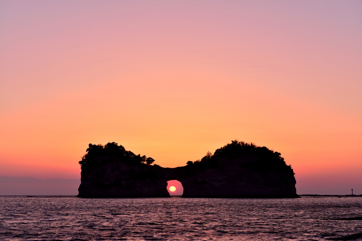 6. เกาะเอนเก็ทสึ, วาคายามา (Engetsuto Island, Wakayama)