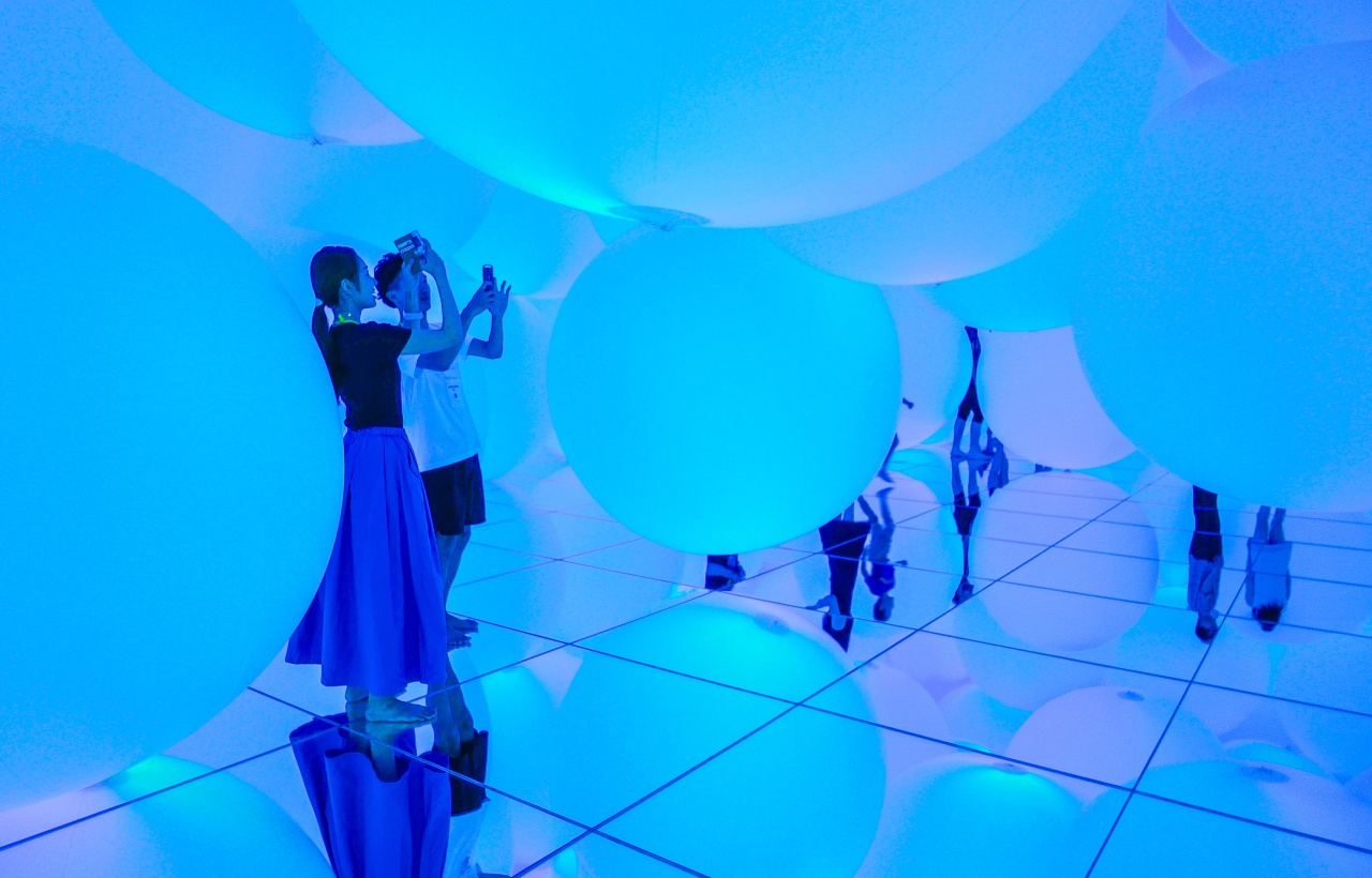 Journey to Another Planet with TeamLab