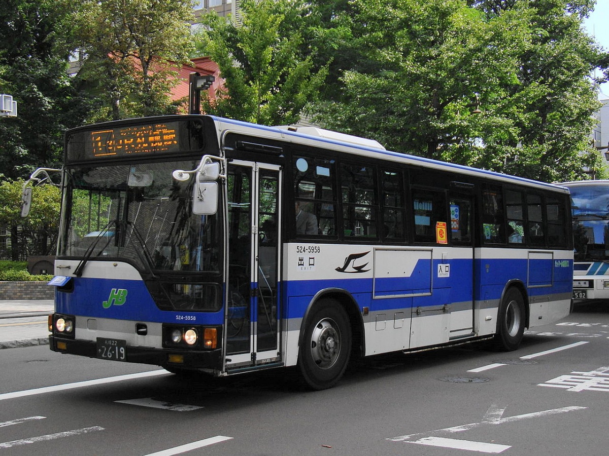 2. JR Hokkaido City Bus เมืองซัปโปโร (Sapporo)