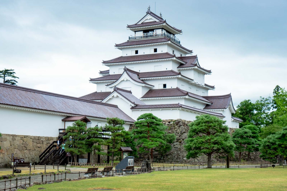 Tsuruga Castle