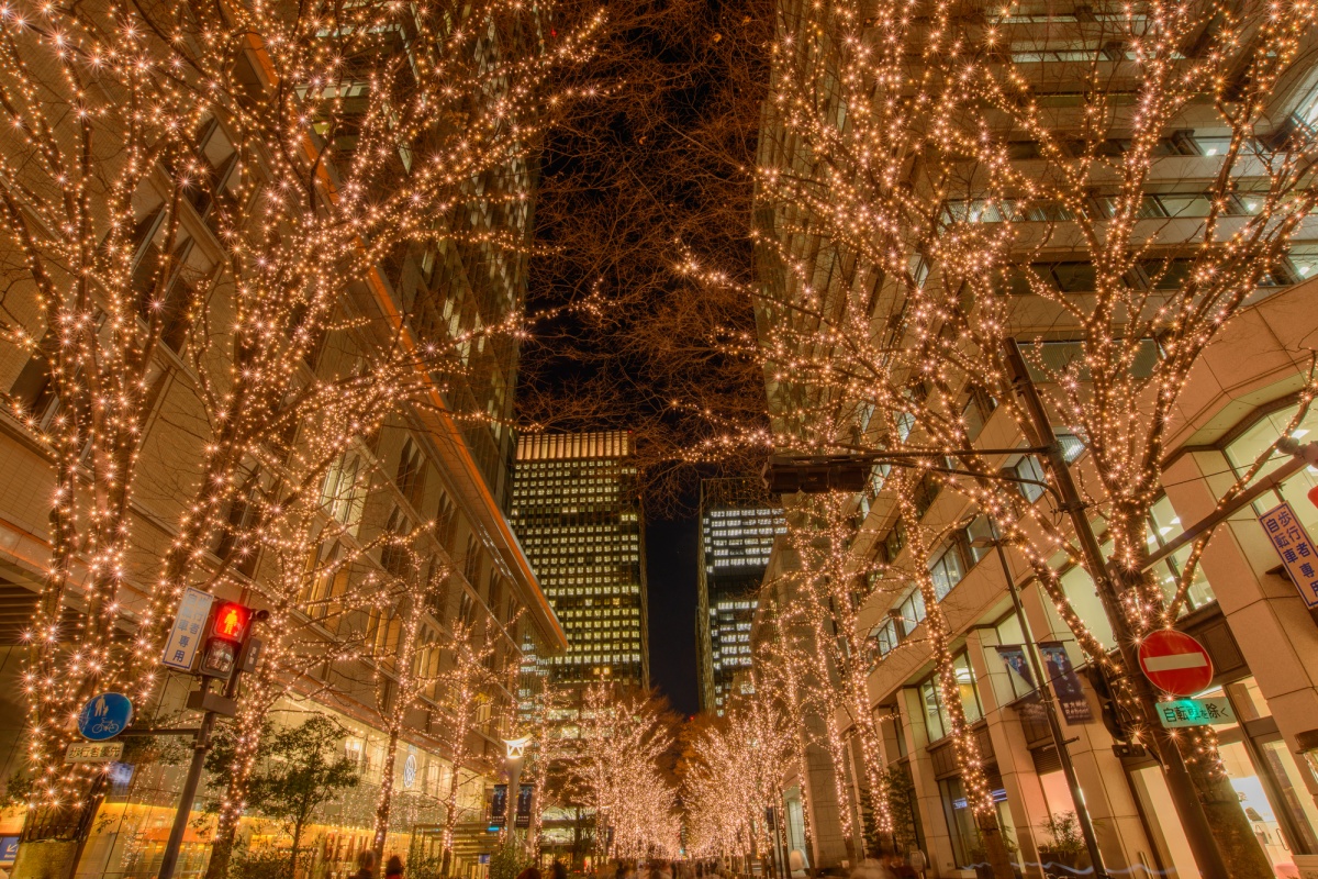 1. งานประดับไฟมารุโนะอุจิ อิลลูมิเนชั่น, โตเกียว (Marunouchi Illumination,Tokyo)