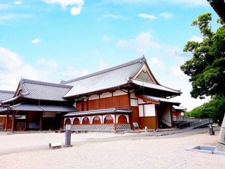 16. Saga Prefectural Honmaru History Museum (Saga City, Saga Prefecture)