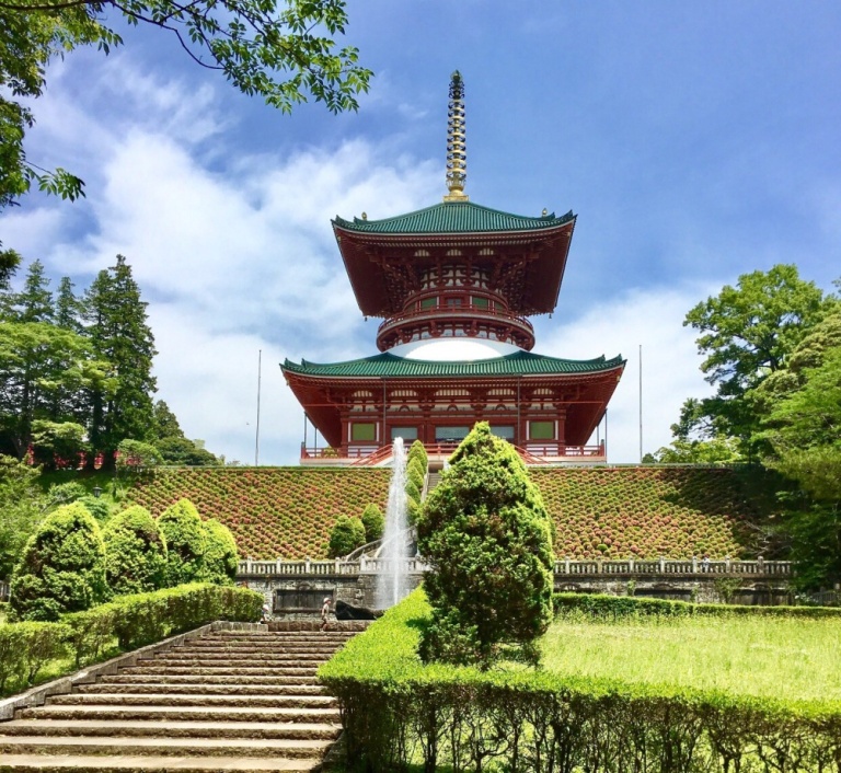 15. Naritasan Park (Narita City, Chiba Prefecture)